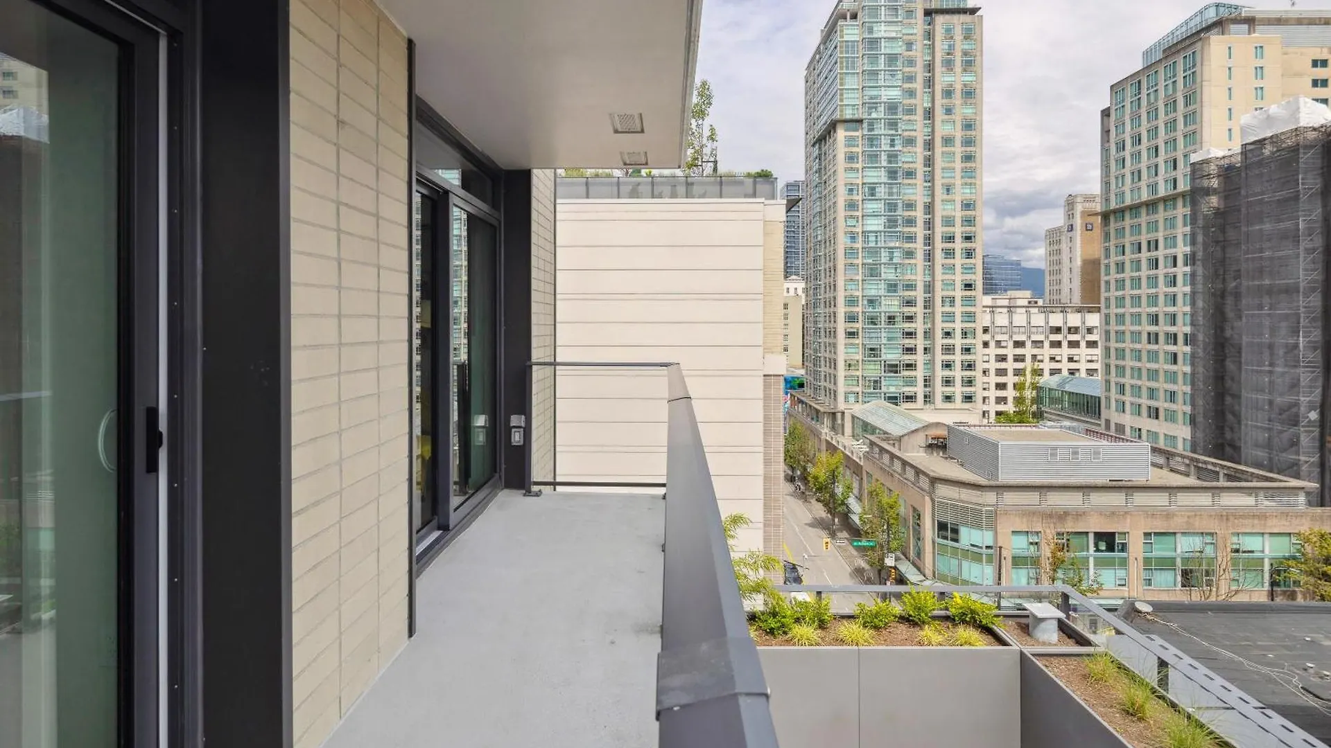 Brand New City Apt In Downtown Vancouver