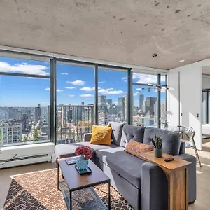 Skyview, 40th Floor! 2br In Downtown Vancouver